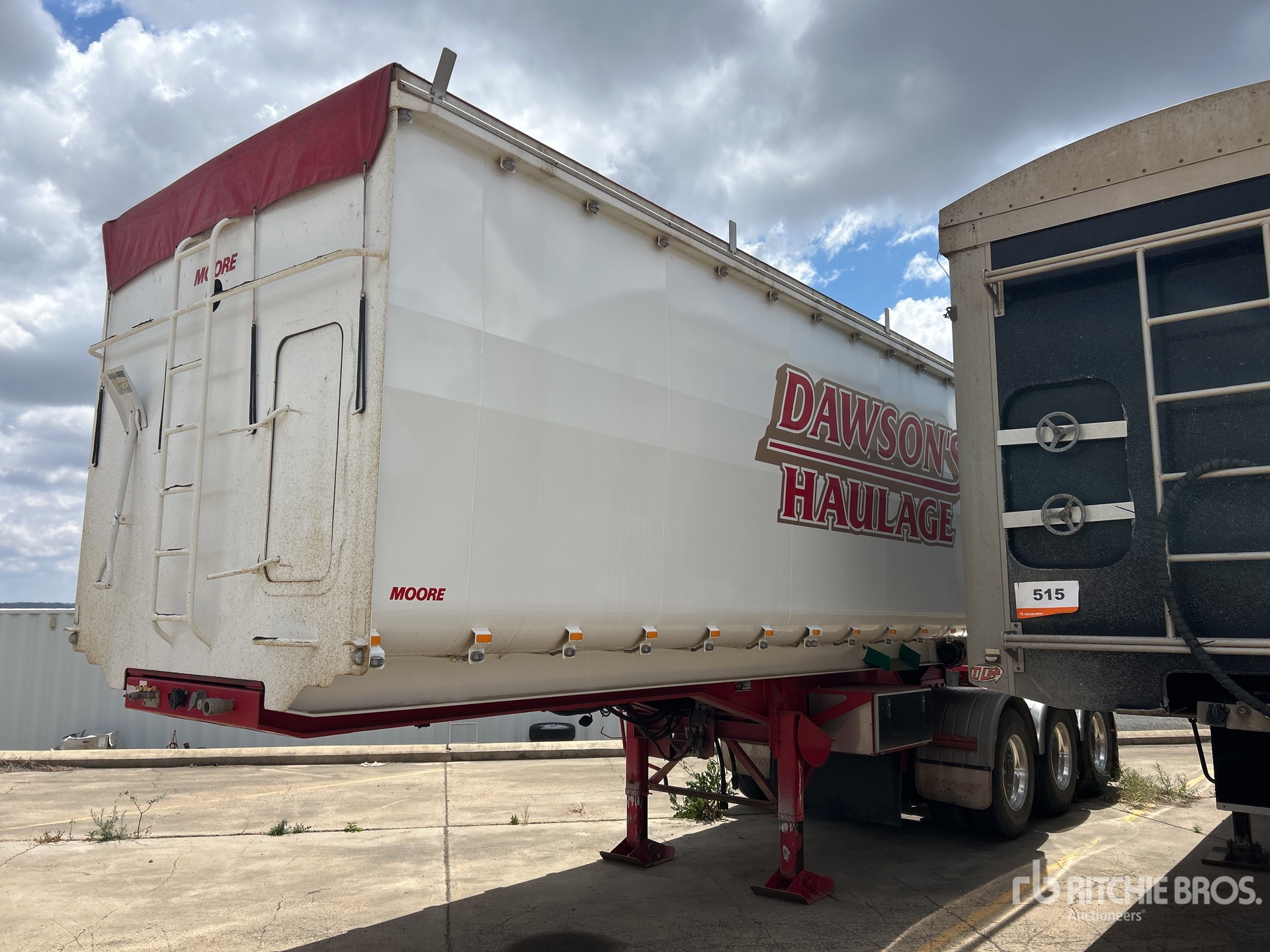 2023 Moore 6.4 m Tri/A B-Double Lead Rollback