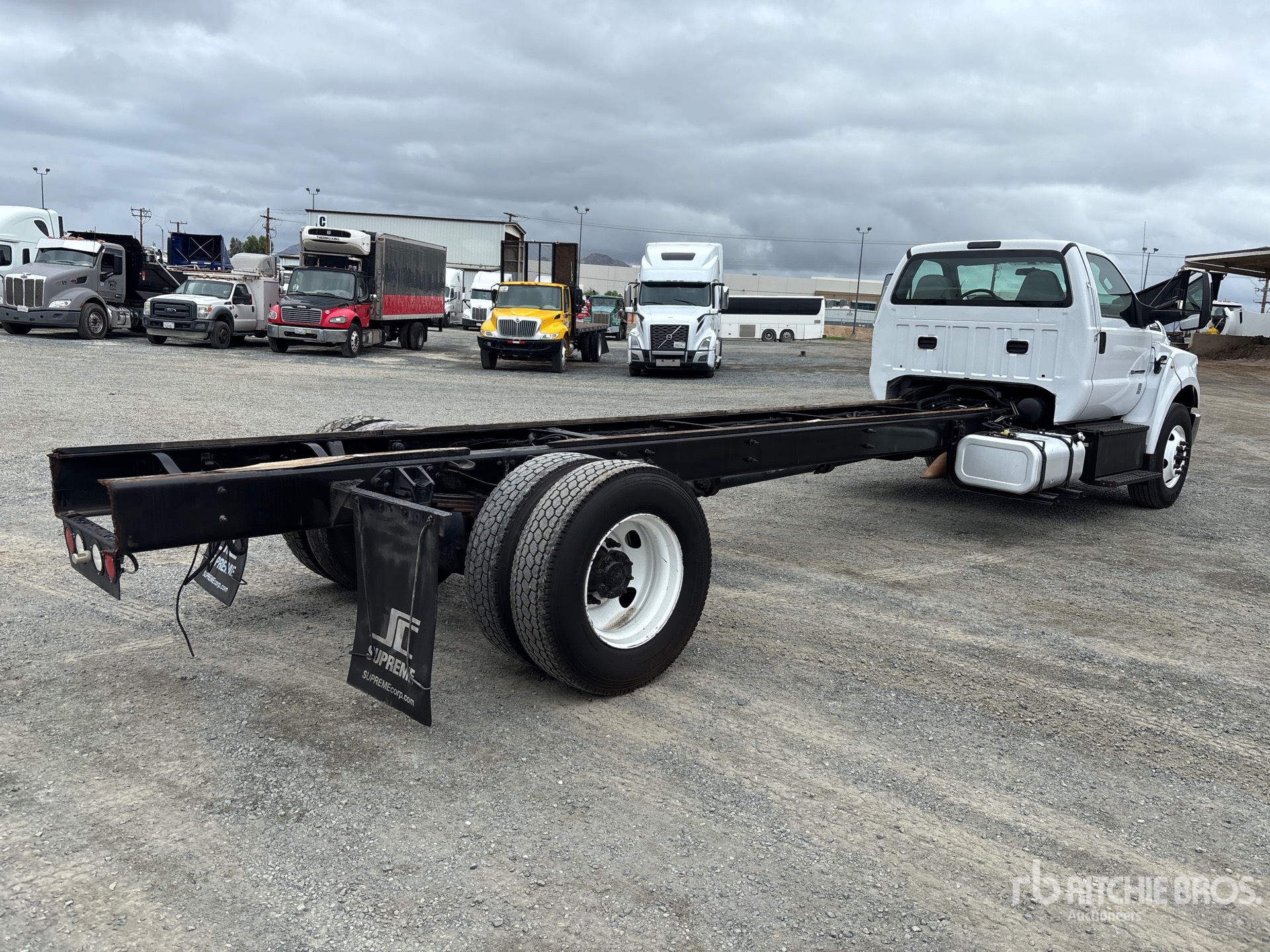 2017 Ford F-750
