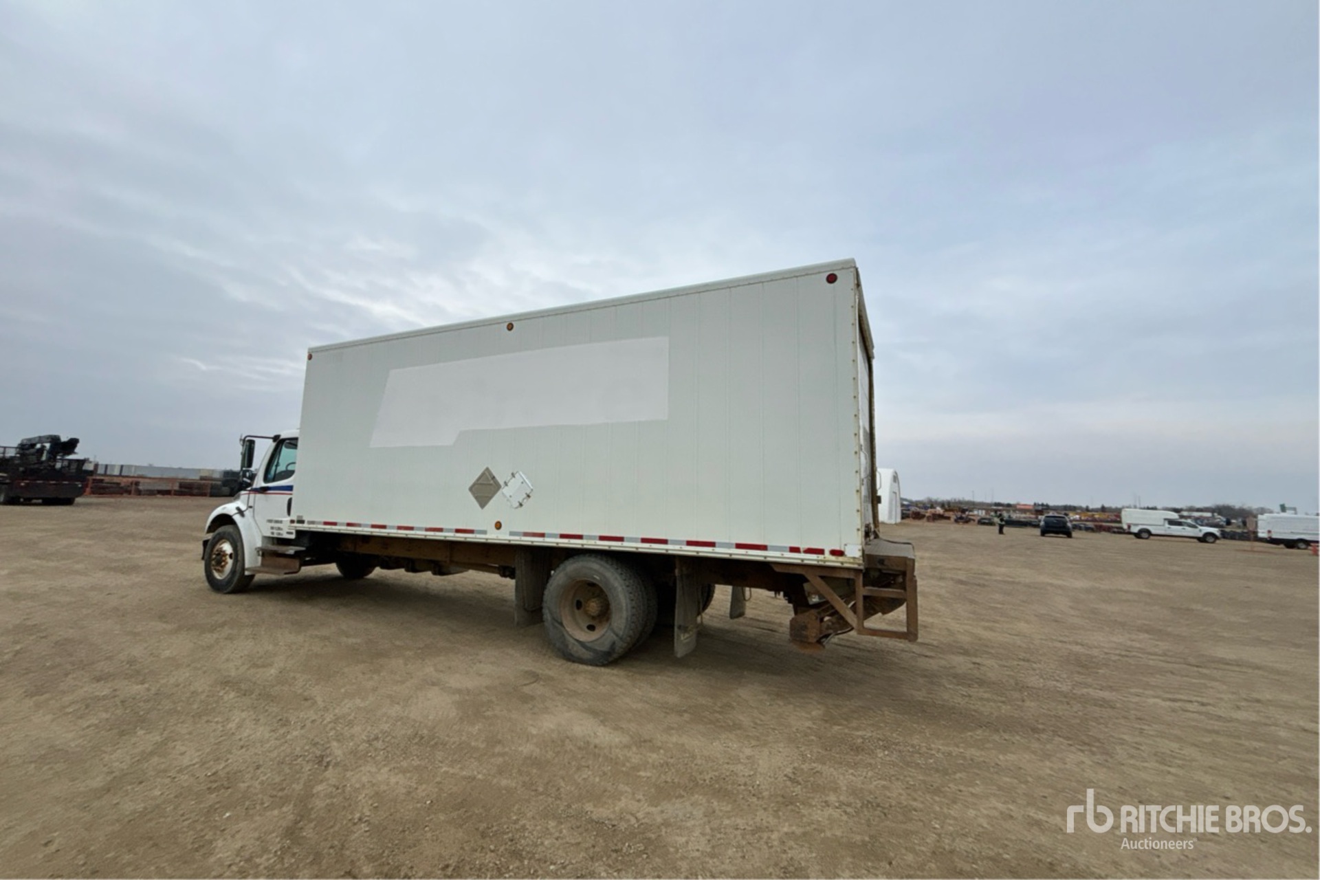 2006 Freightliner M2 106