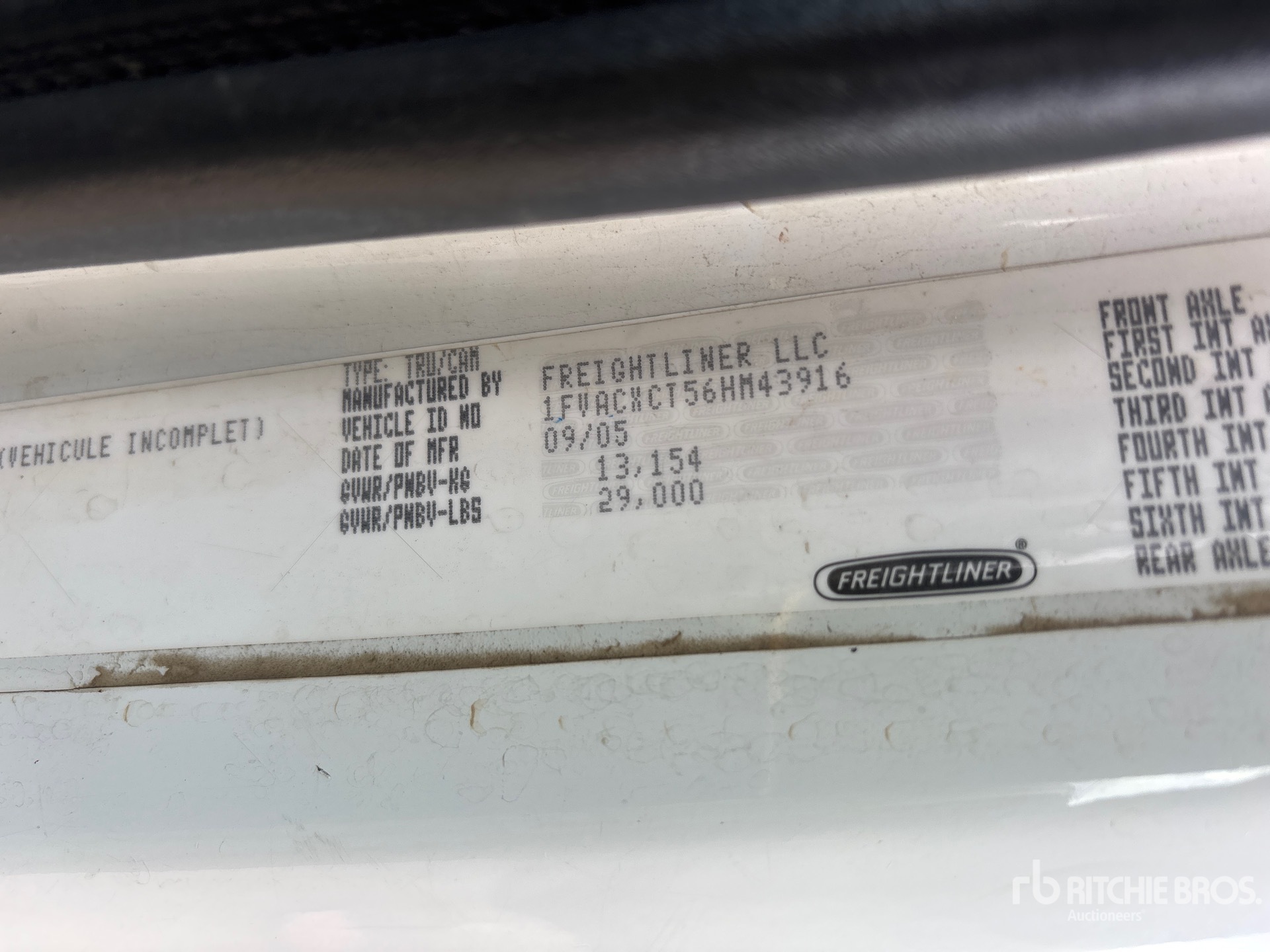2006 Freightliner M2 106