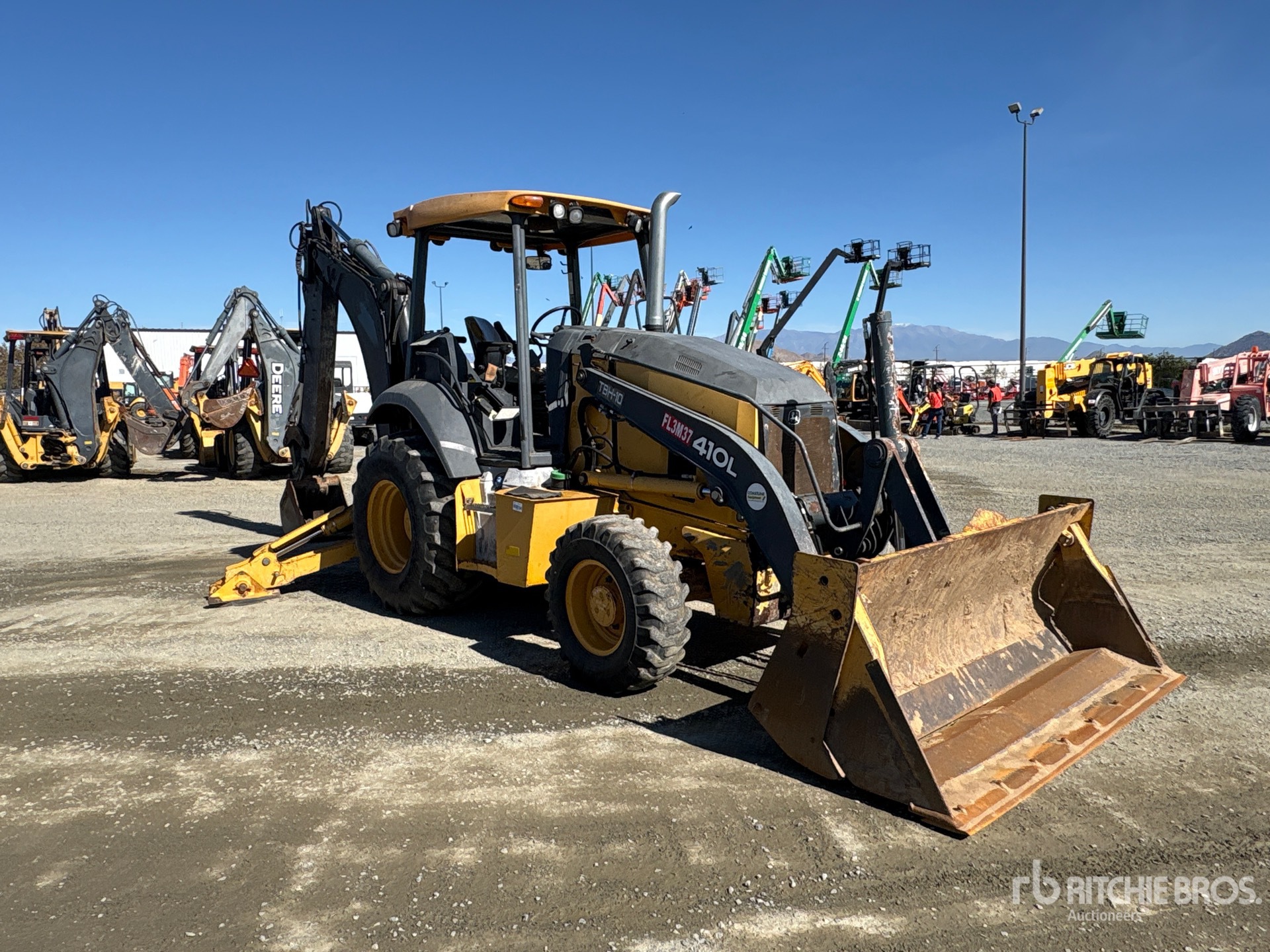2018 John Deere 410L