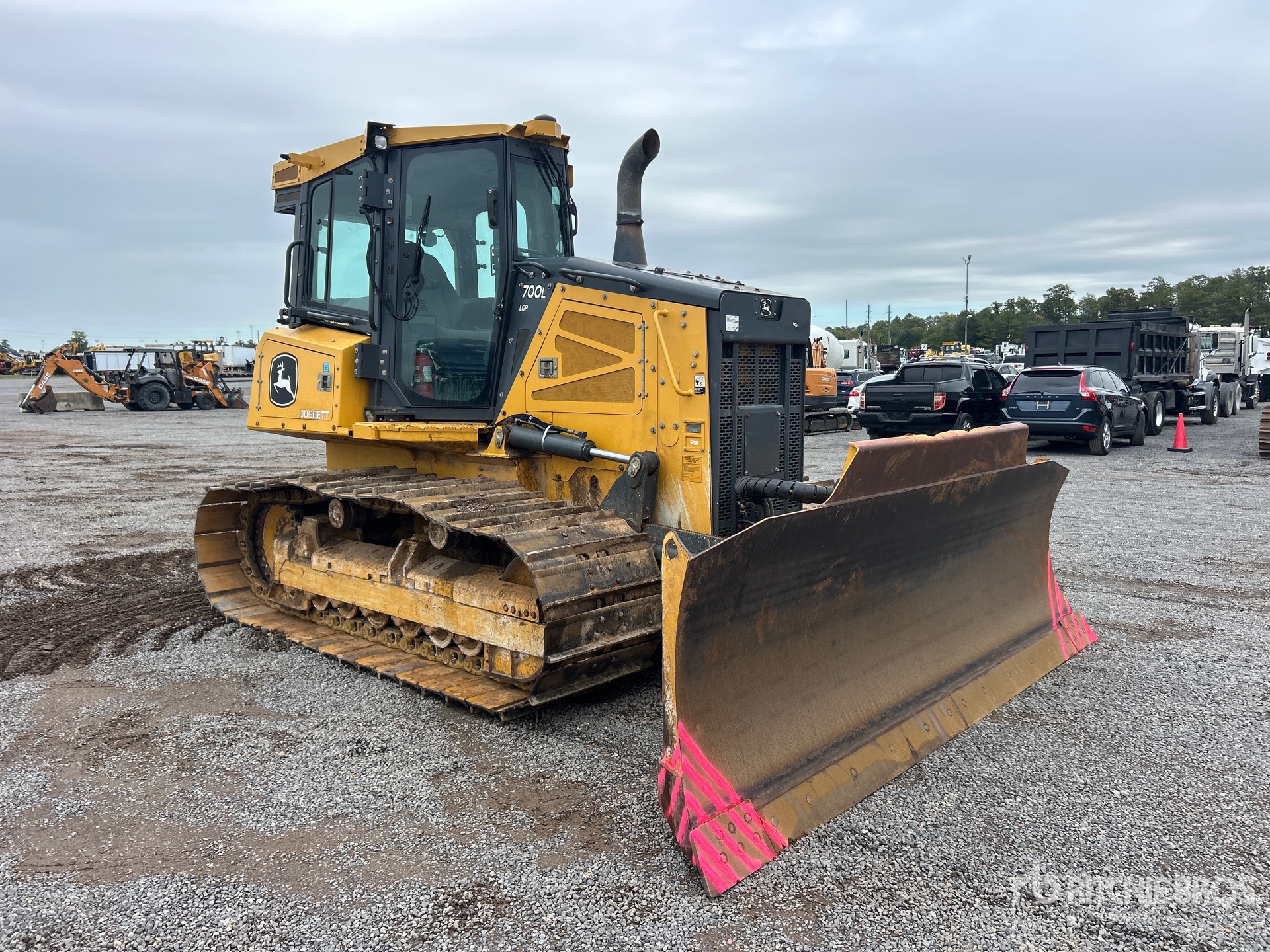 2022 John Deere 700L