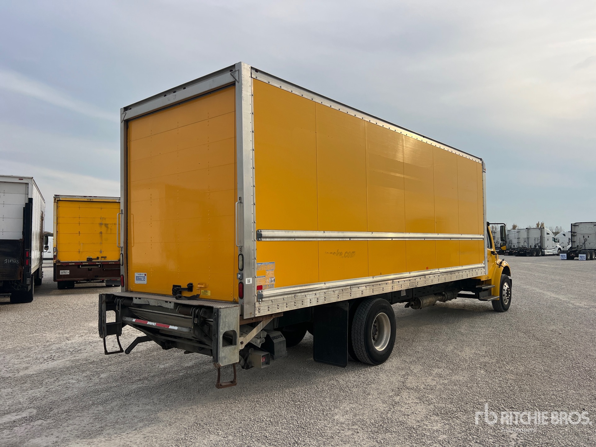 2017 Freightliner M2 106