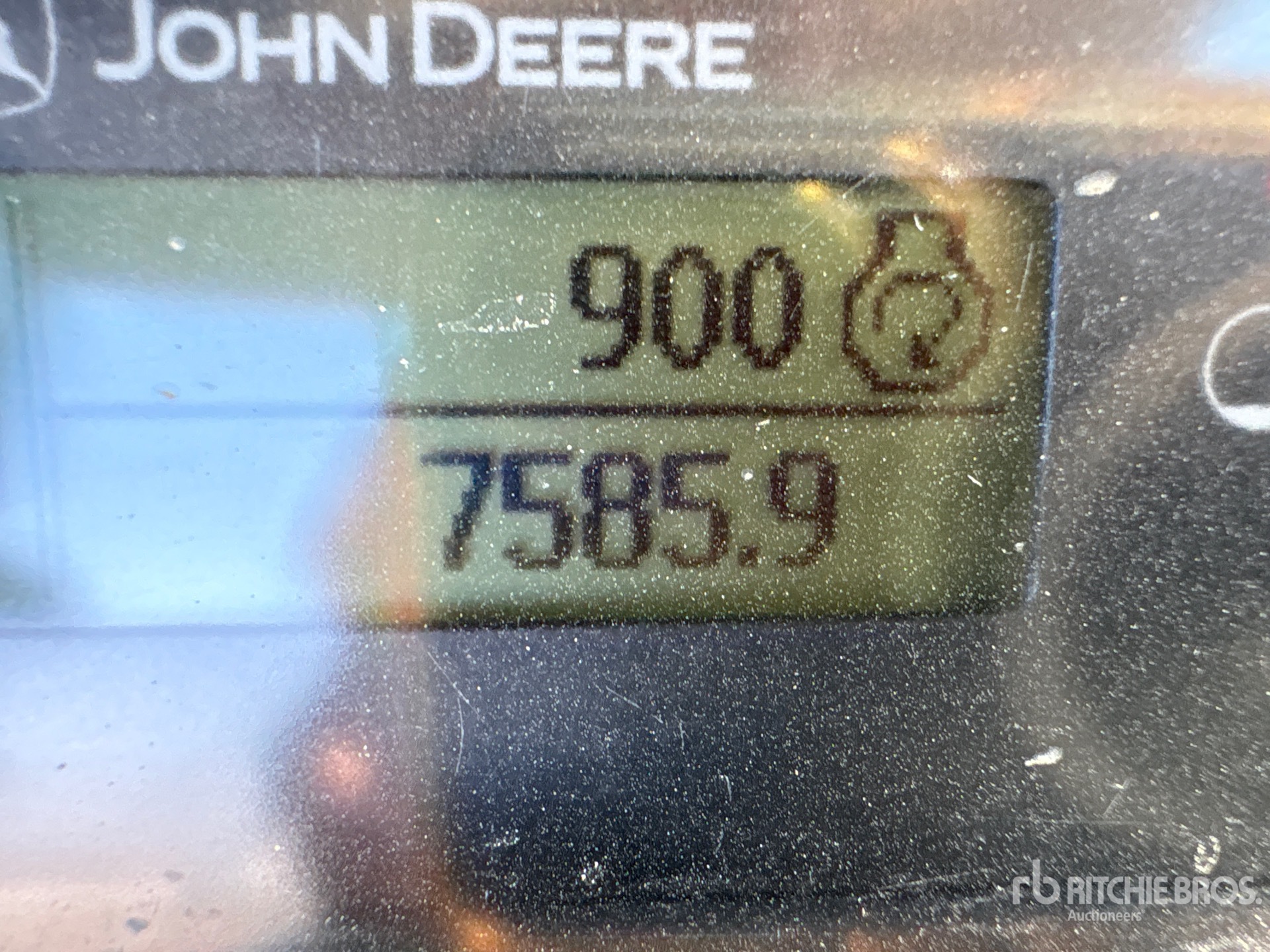 2015 John Deere 310L EP