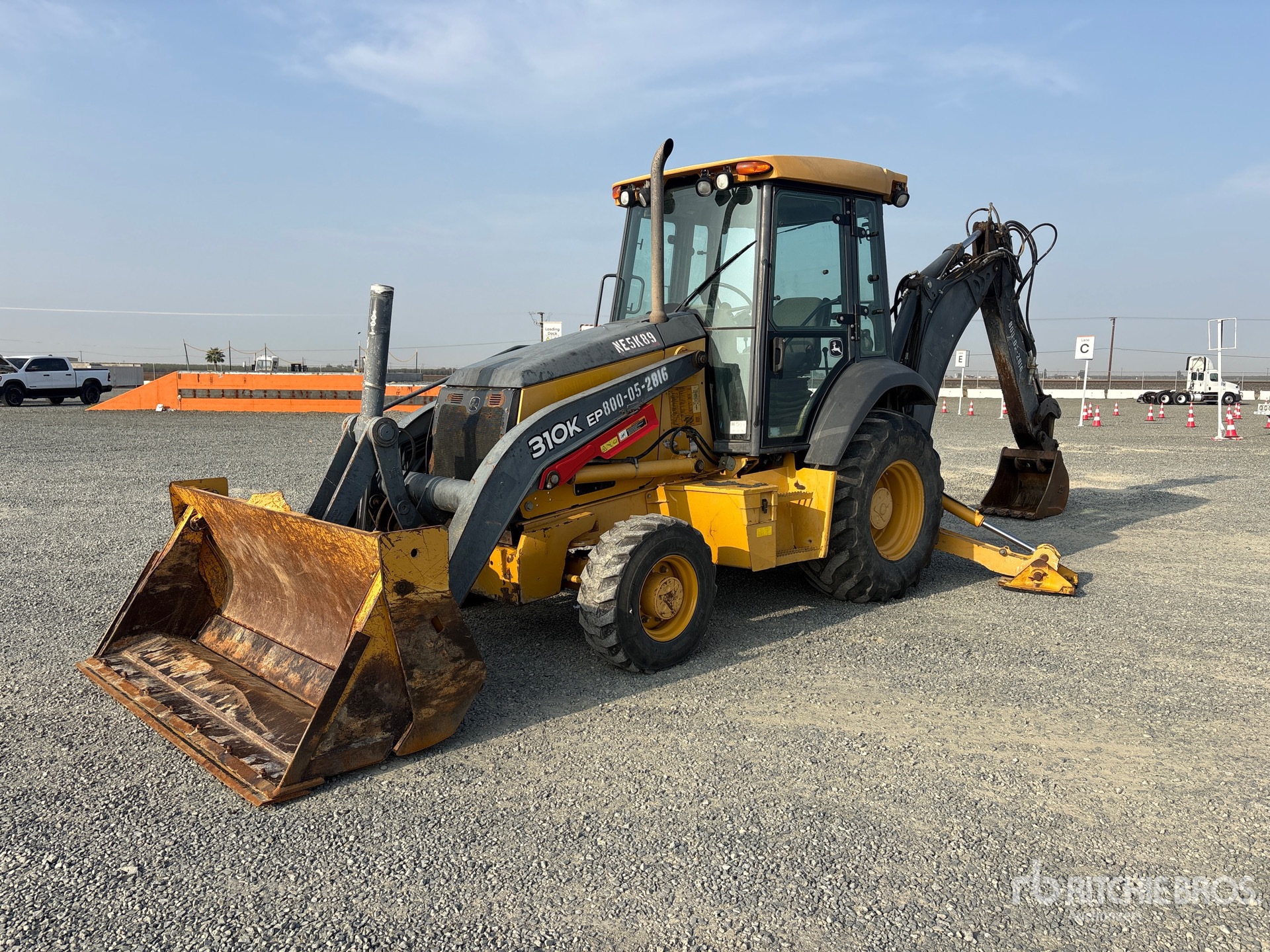 Photo of 2015 John Deere 310KEP