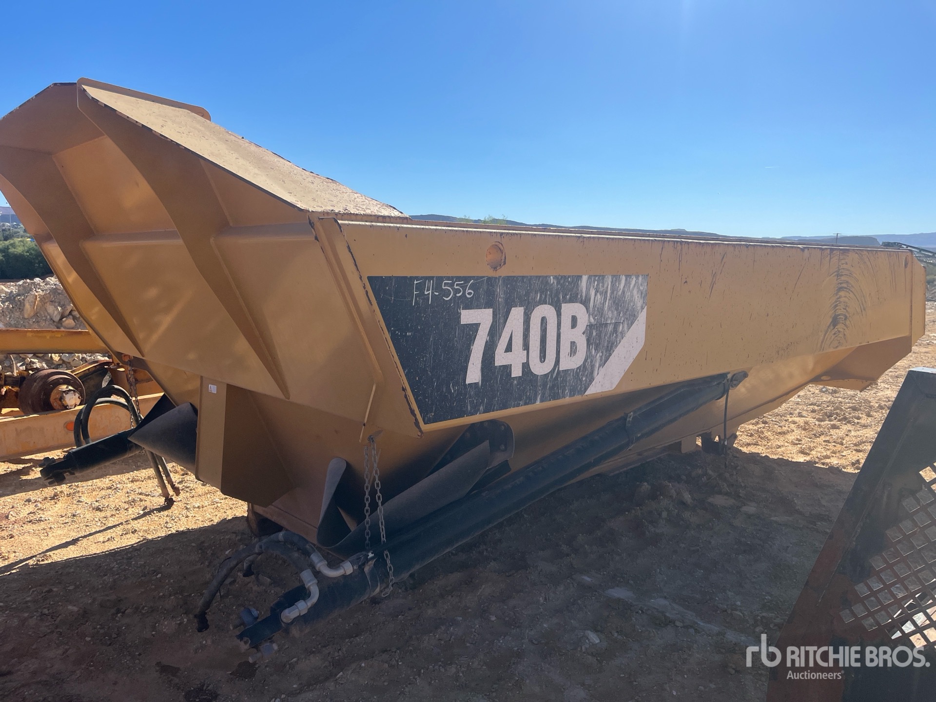 Caterpillar 740B