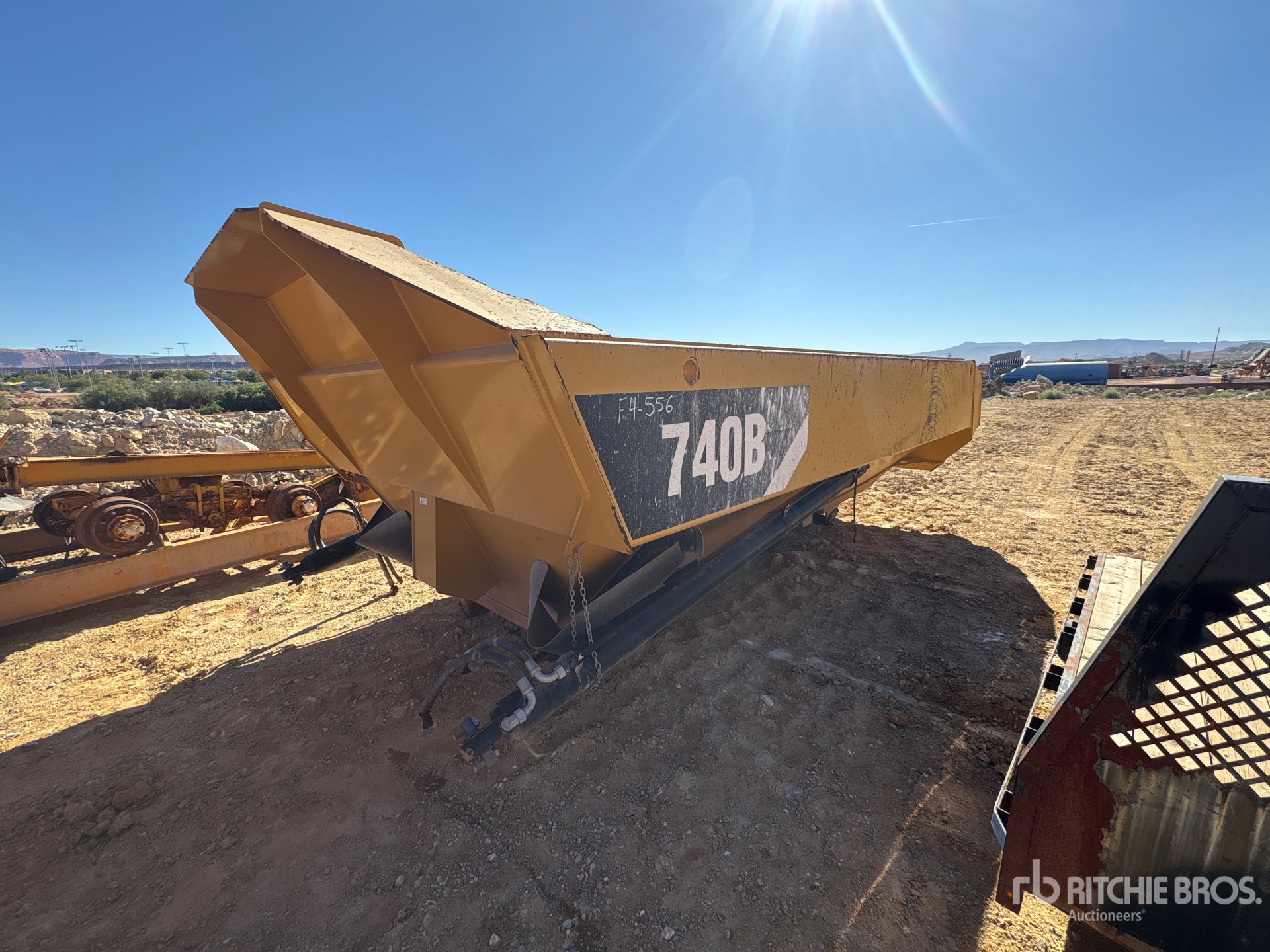  Caterpillar 740B