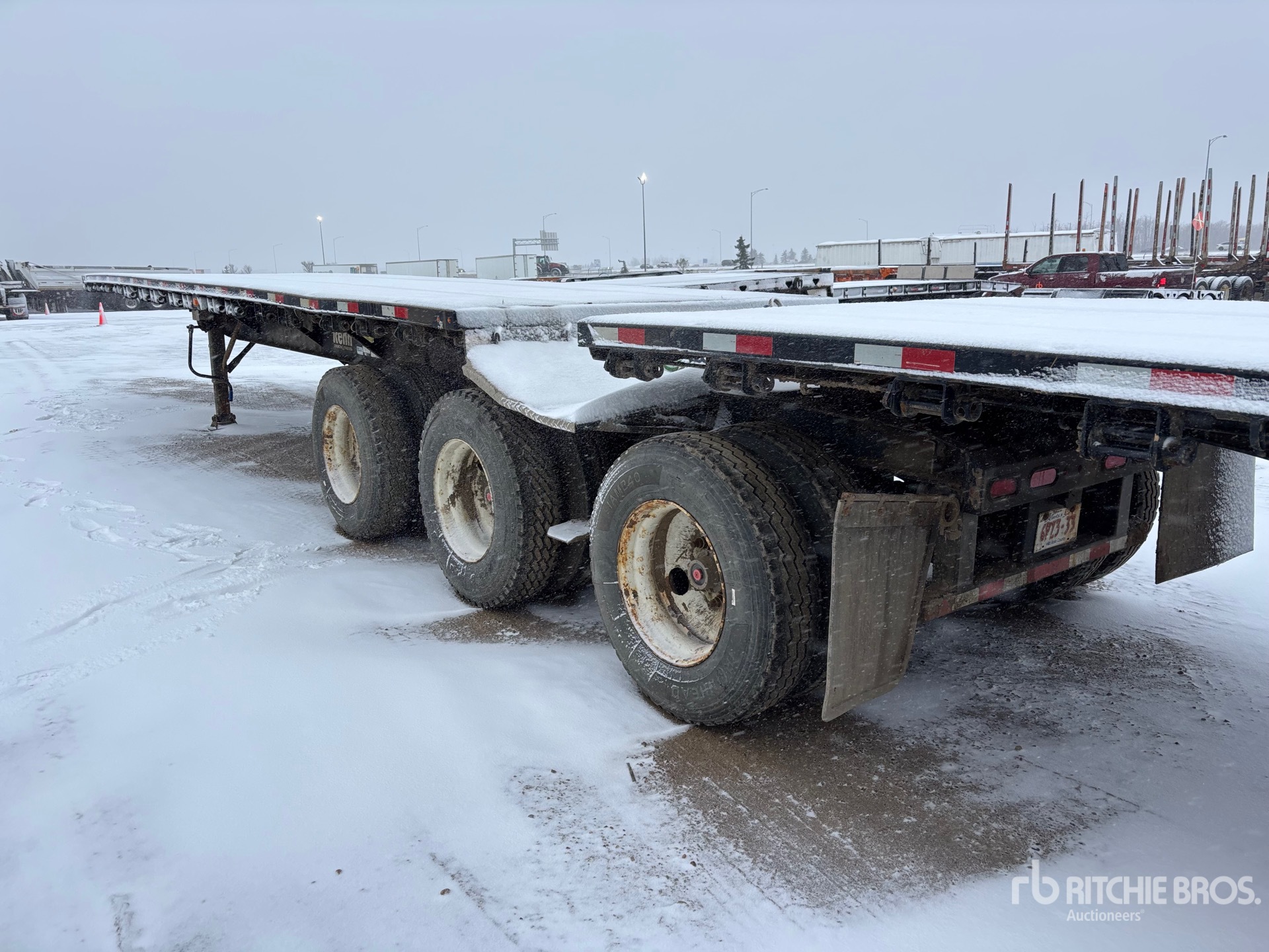 2021 Renn 32 ft Super B-Train Lead