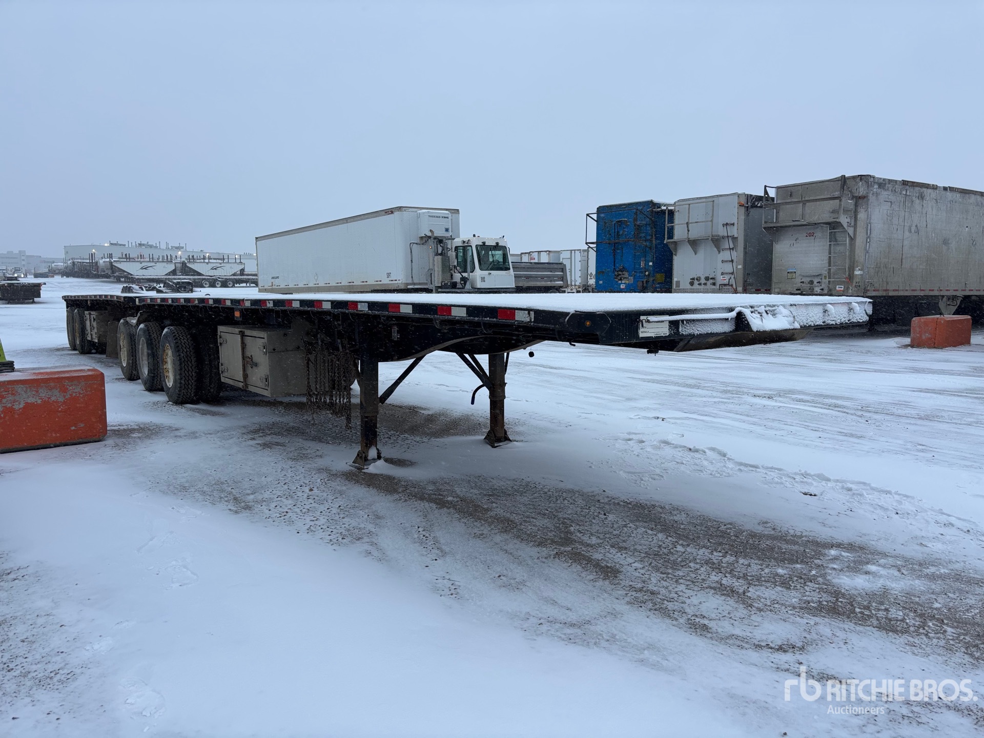 2021 Renn 32 ft Super B-Train Lead