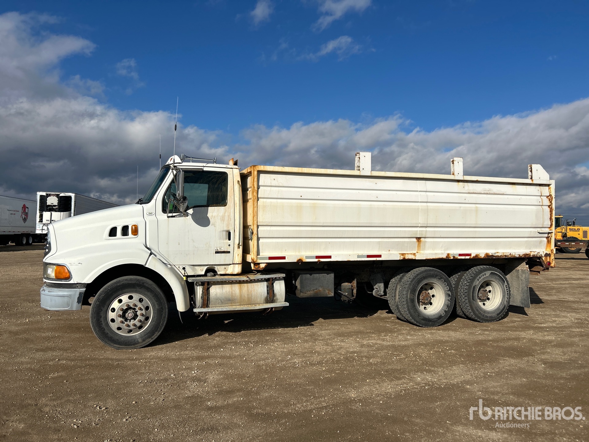 2001 Sterling L9500