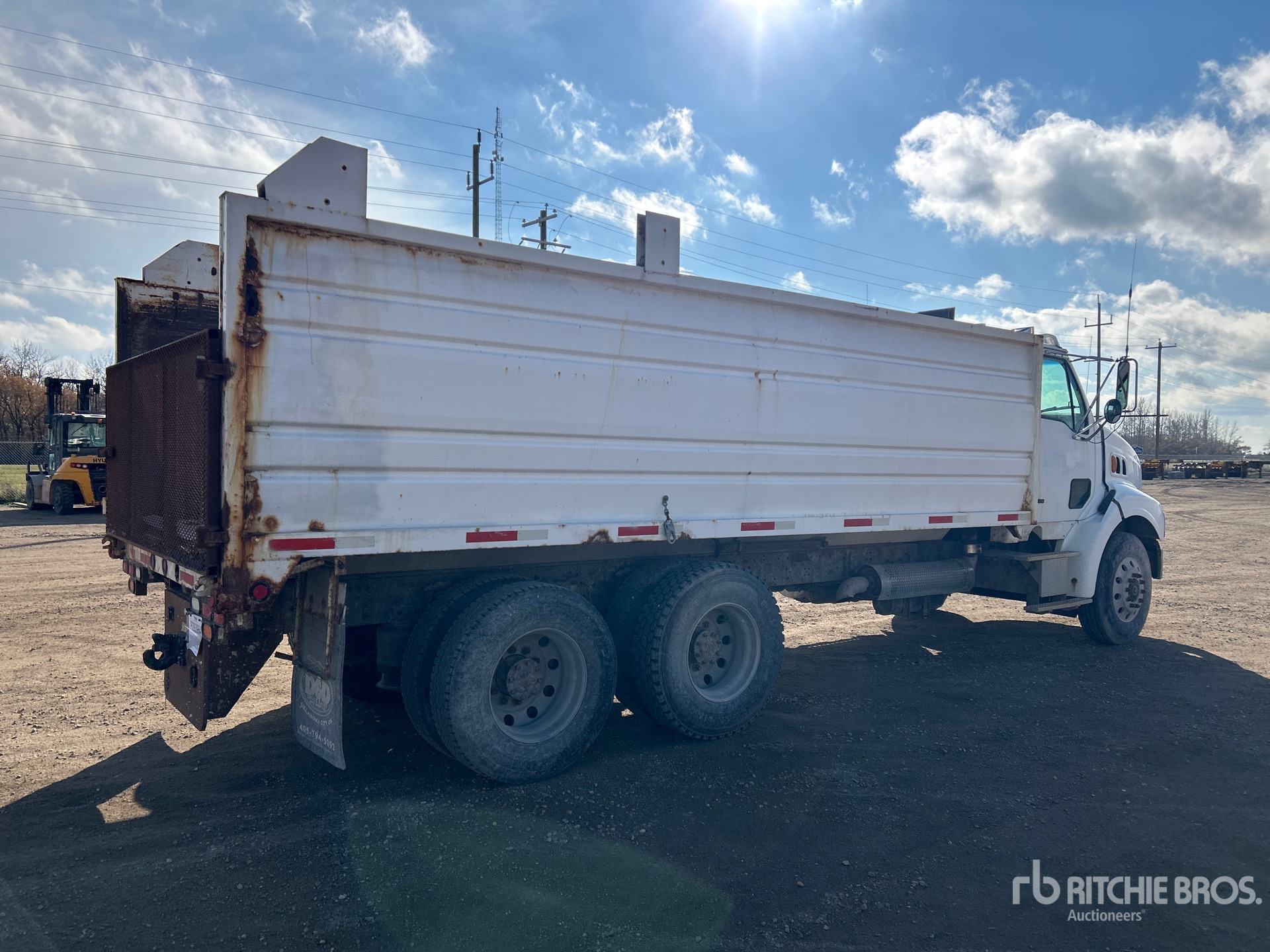 2001 Sterling L9500