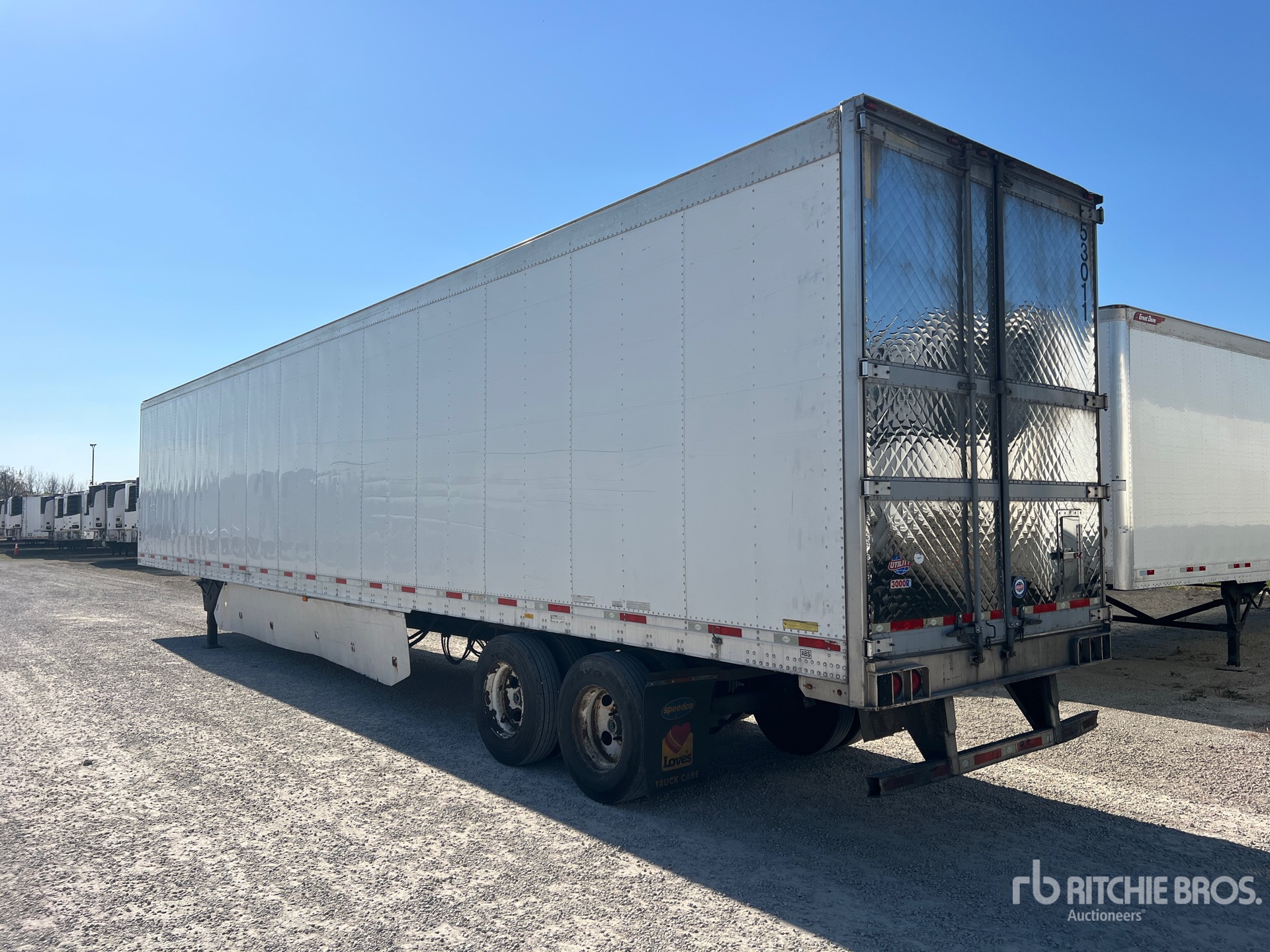 2015 Utility 53 FT T/A