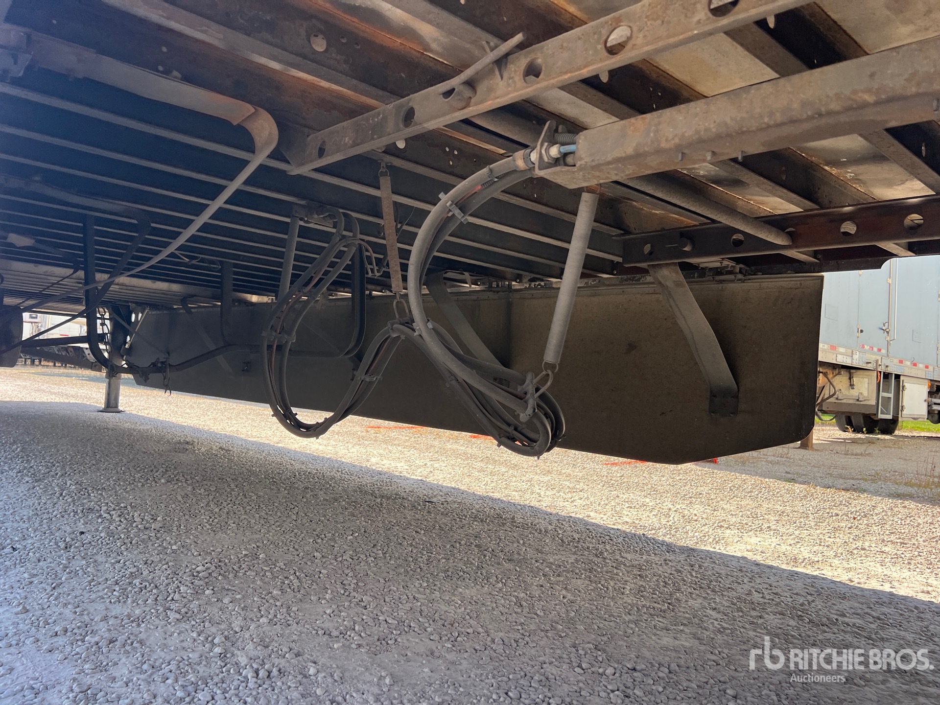 2015 Utility 53 FT T/A