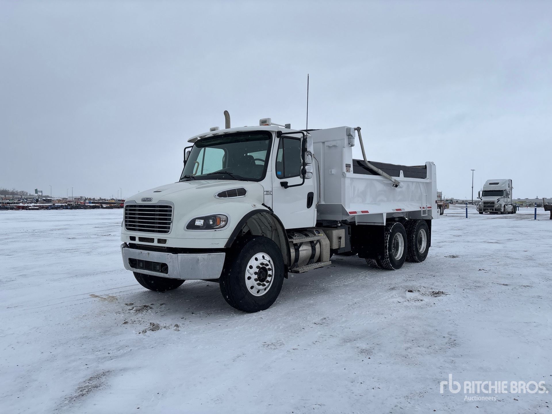 2022 Freightliner M2 106