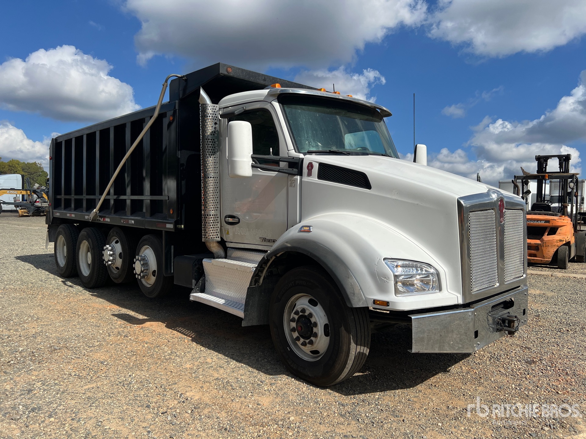 2017 Kenworth T880
