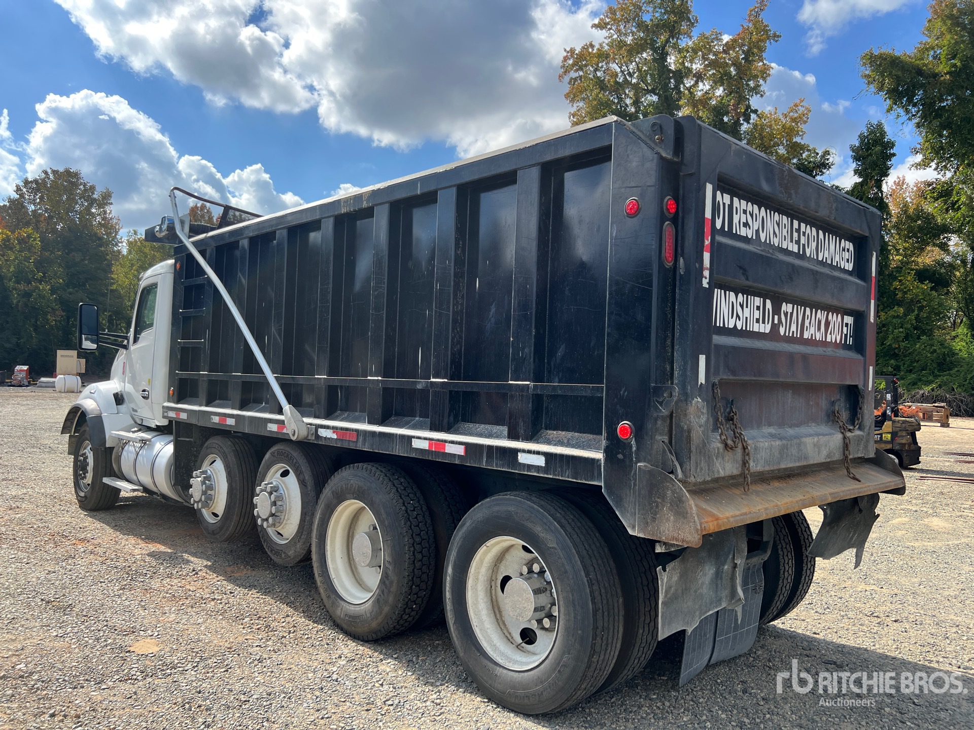 2017 Kenworth T880