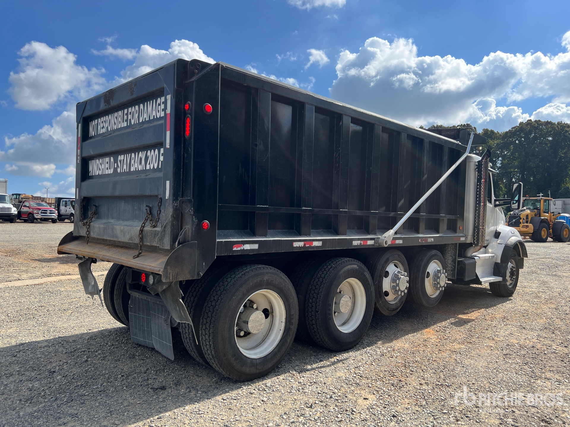 2017 Kenworth T880
