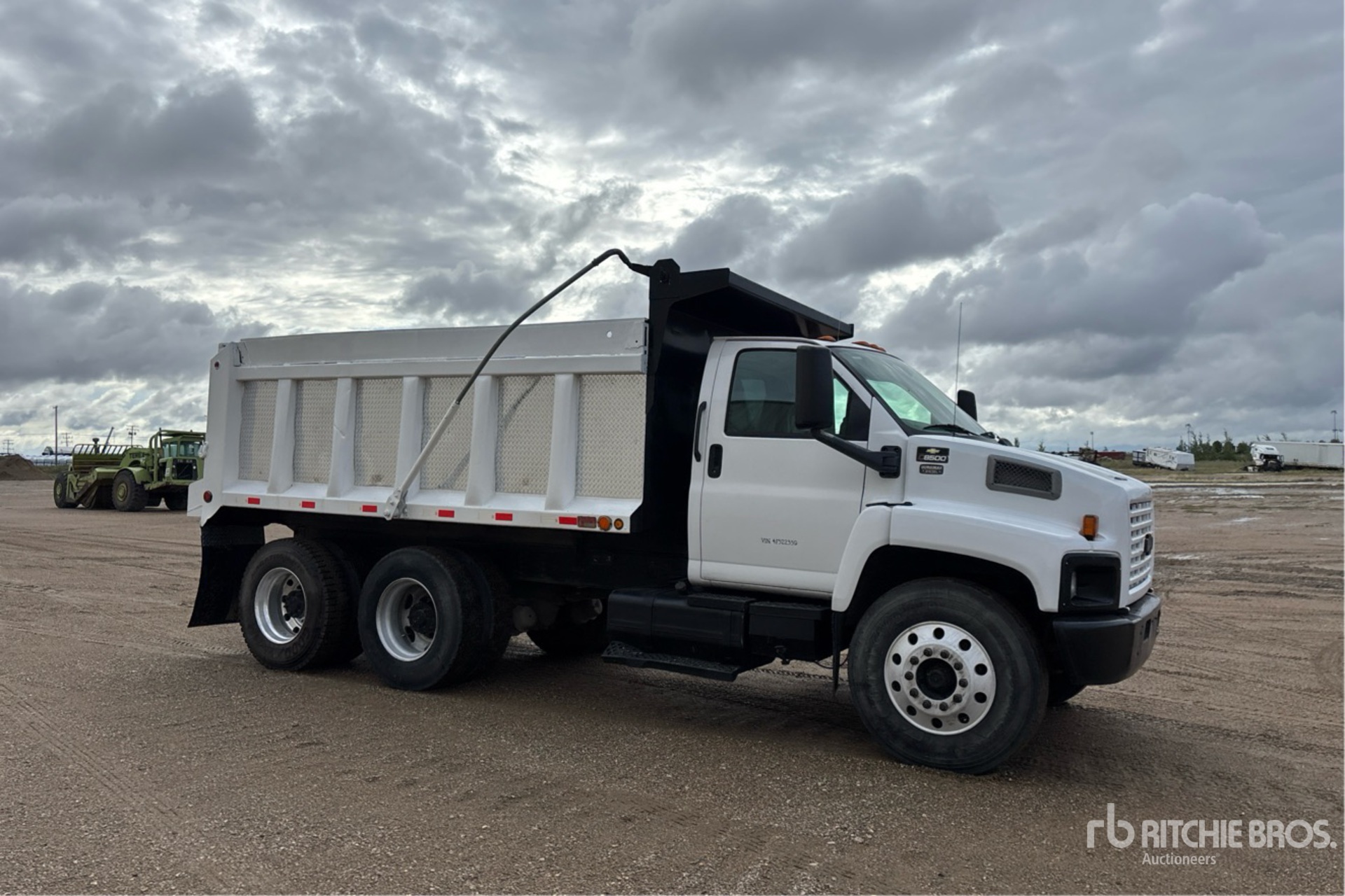 2004 GMC C8500