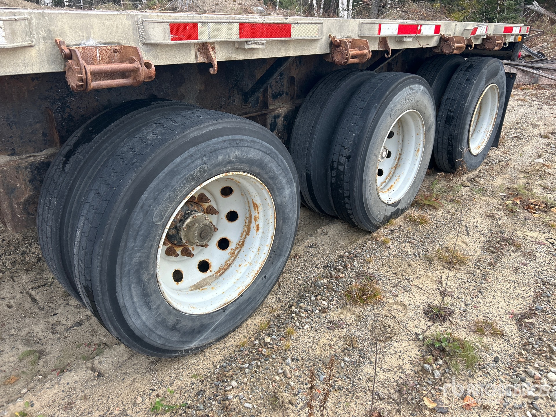 2006 Load King 48 ft Tri/A