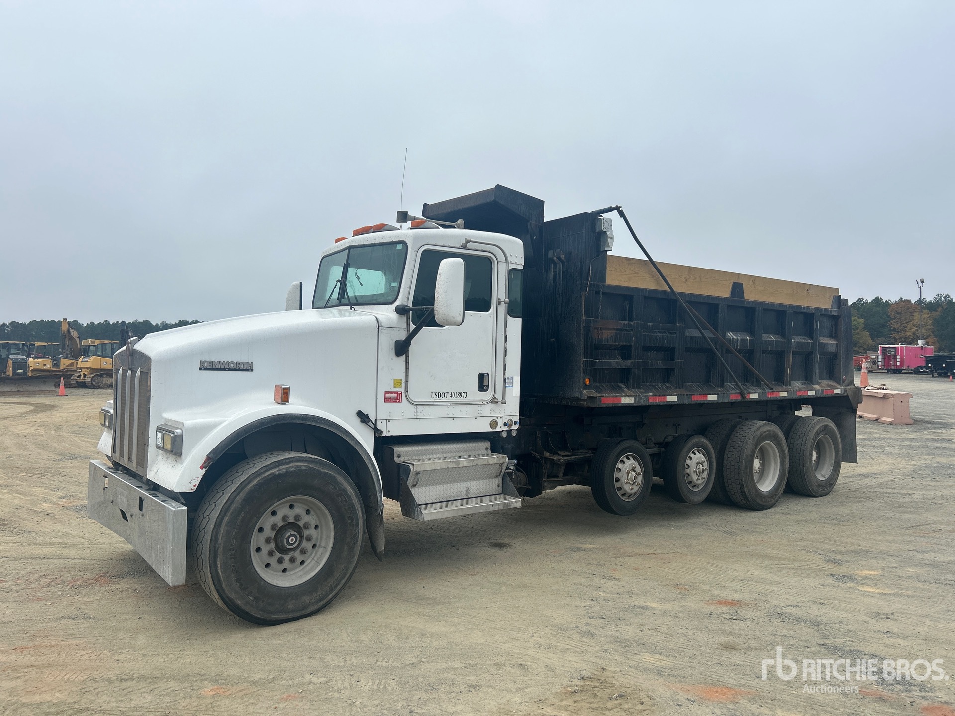 2005 Kenworth W900