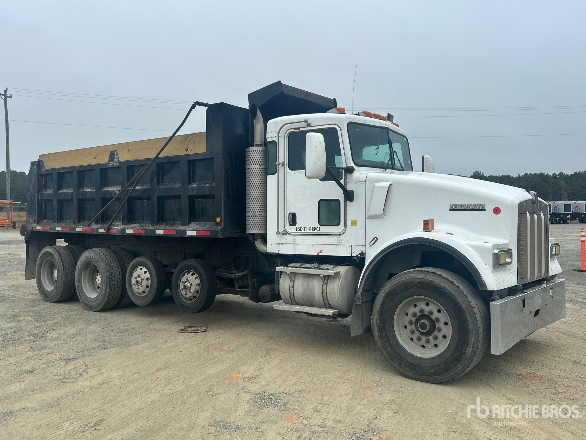 2005 Kenworth W900
