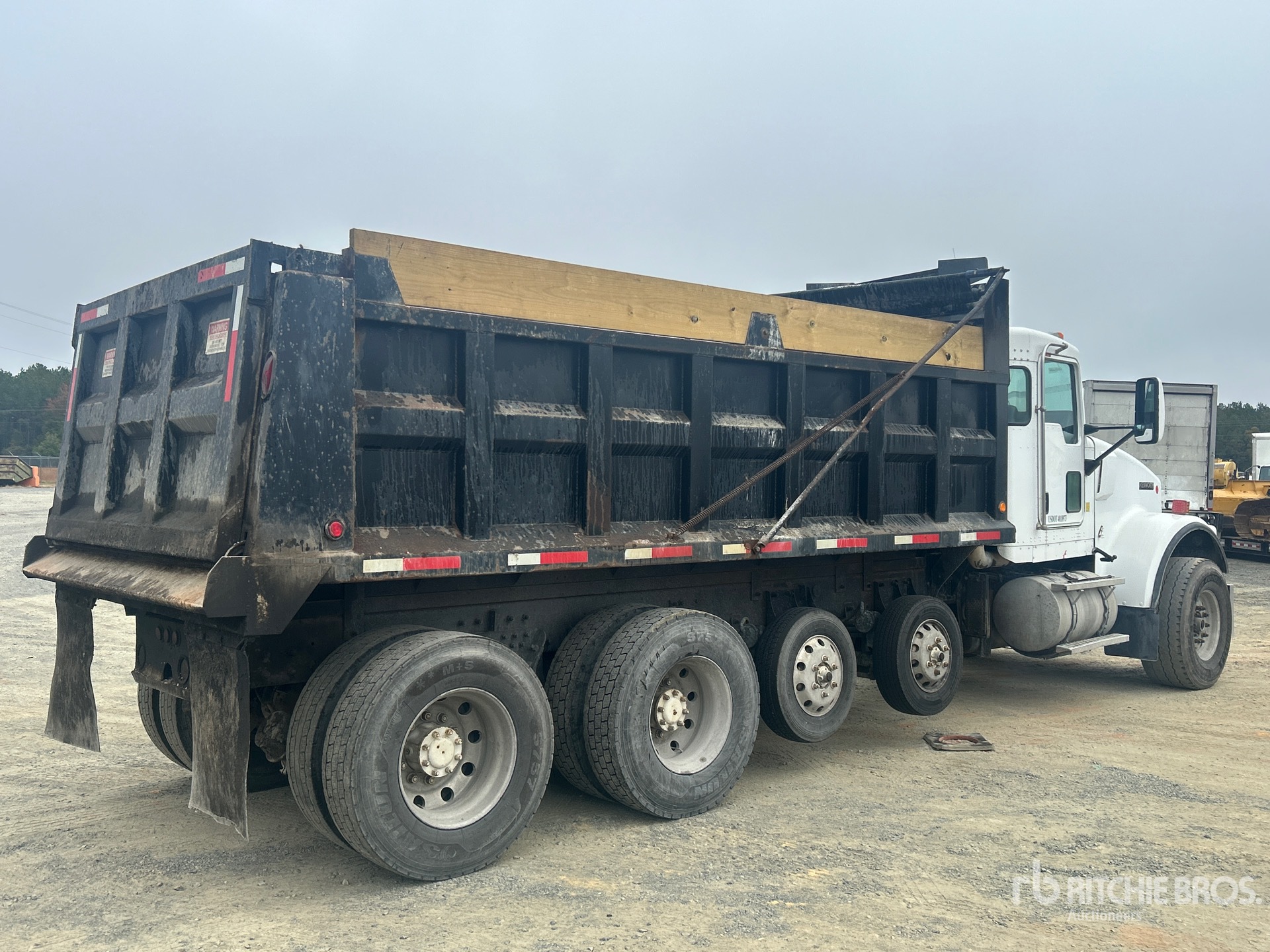 2005 Kenworth W900