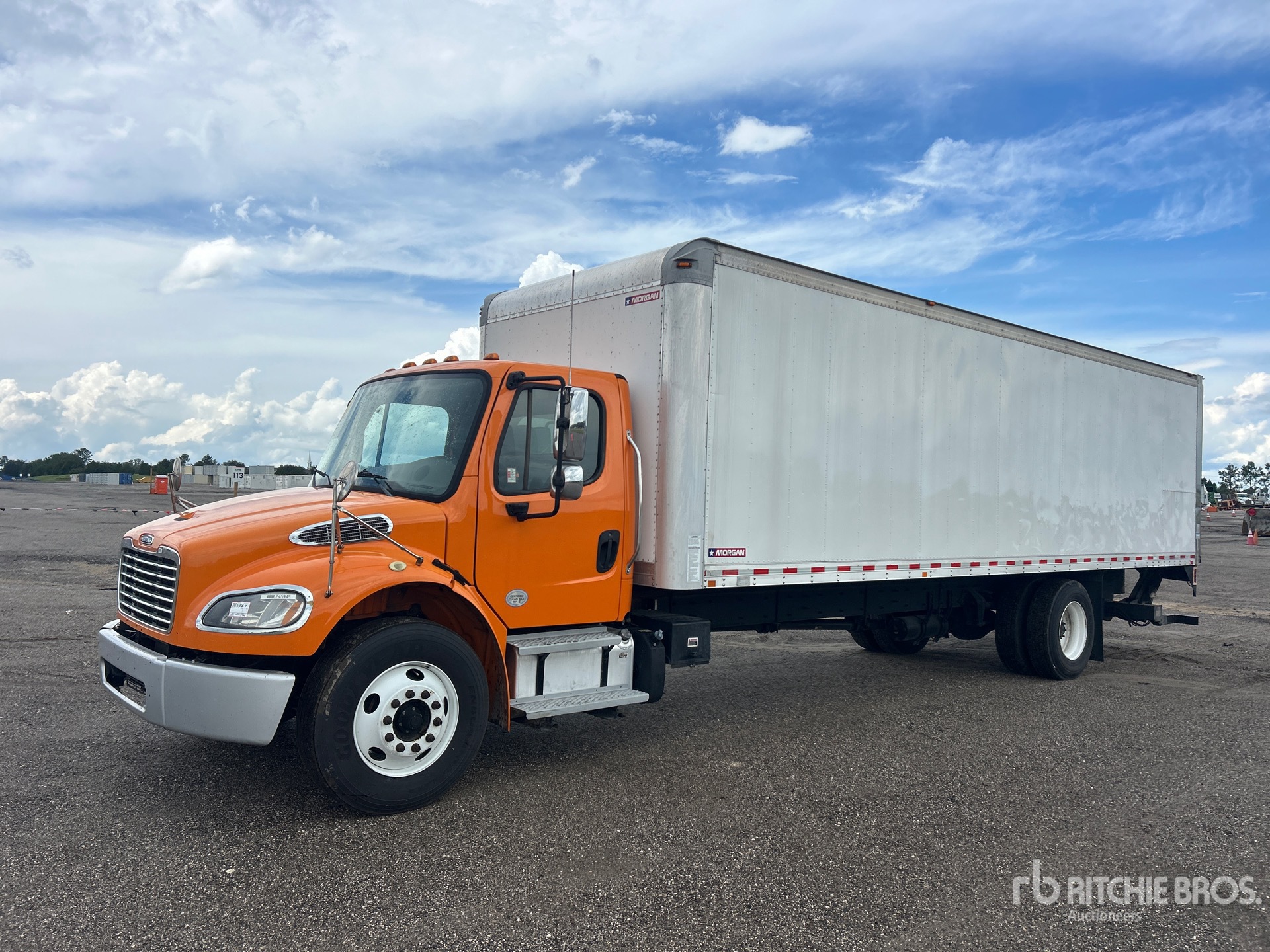 2020 Freightliner M2 106