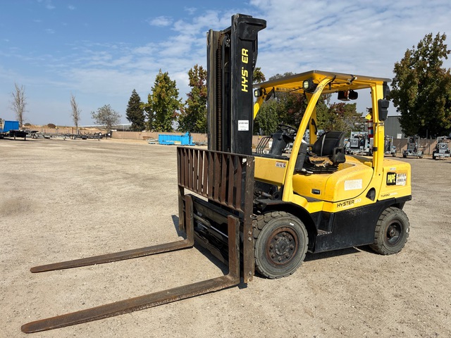 2012 Hyster H80 FT 7700 lb Pneumatic Tire Forklift