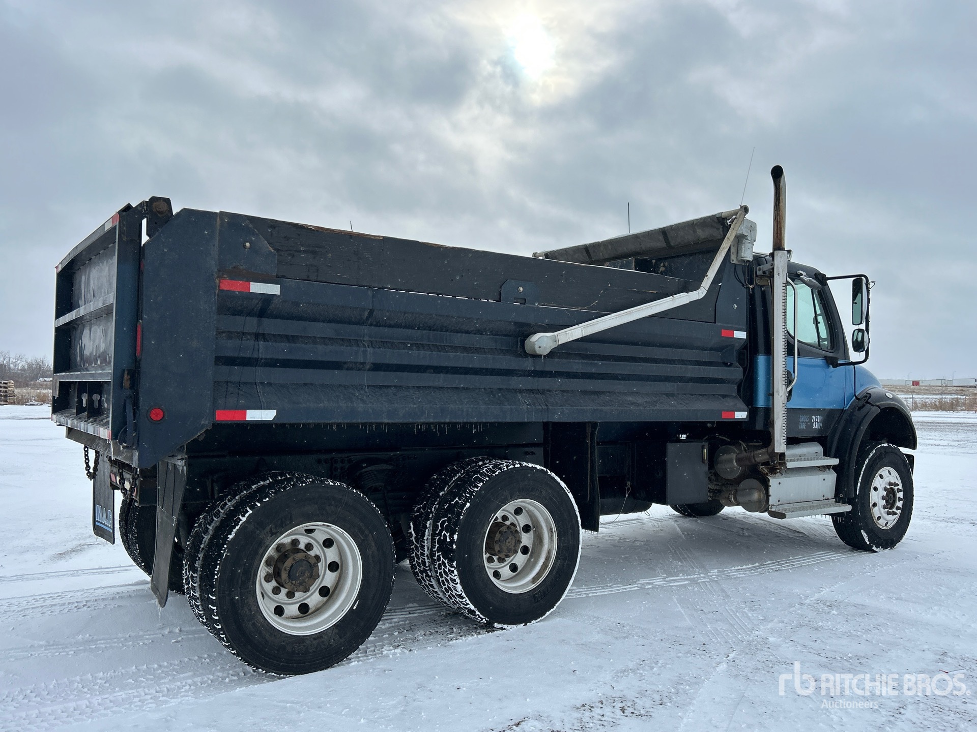 2012 Freightliner M2 106