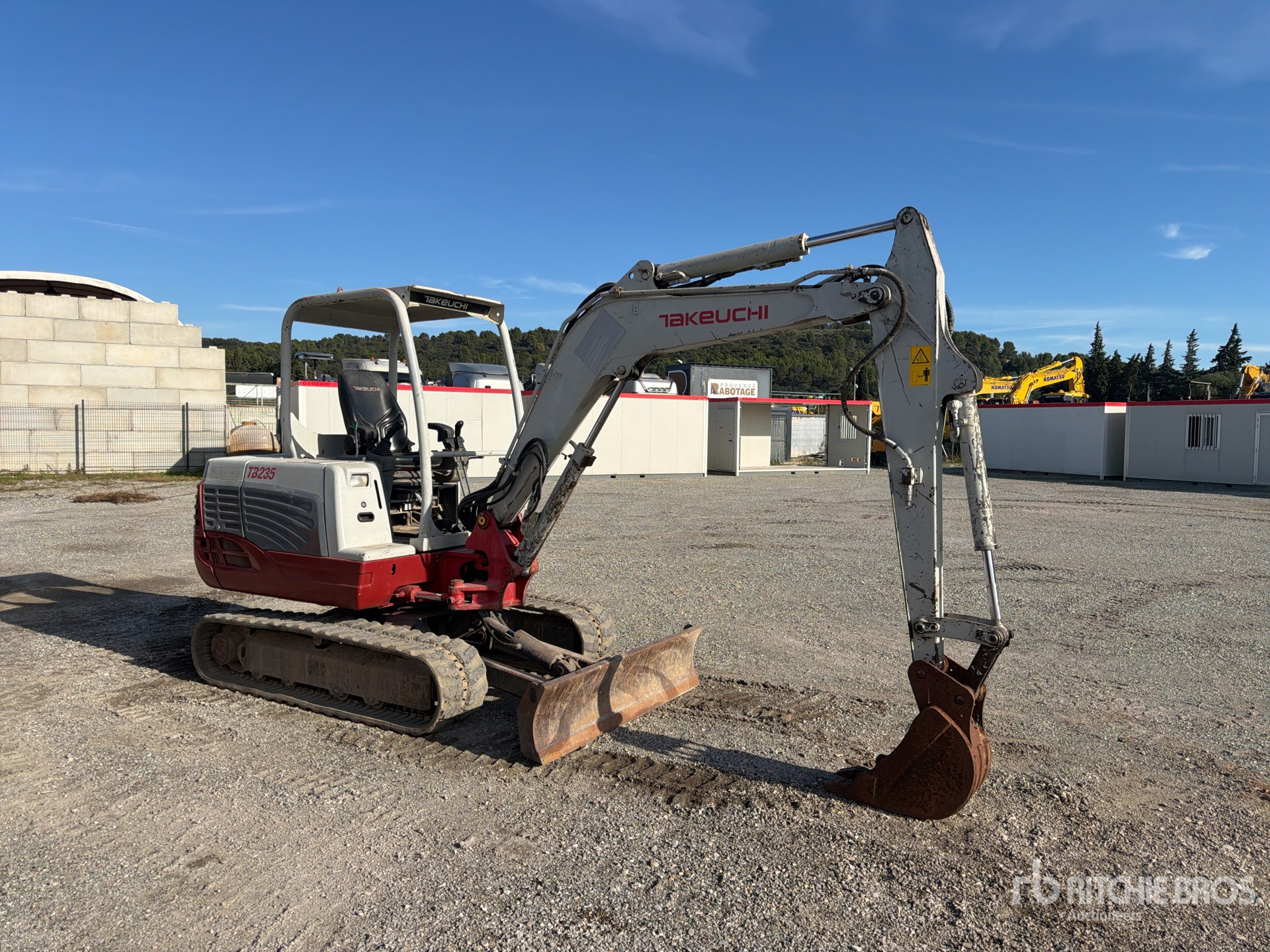 2016 Takeuchi TB235