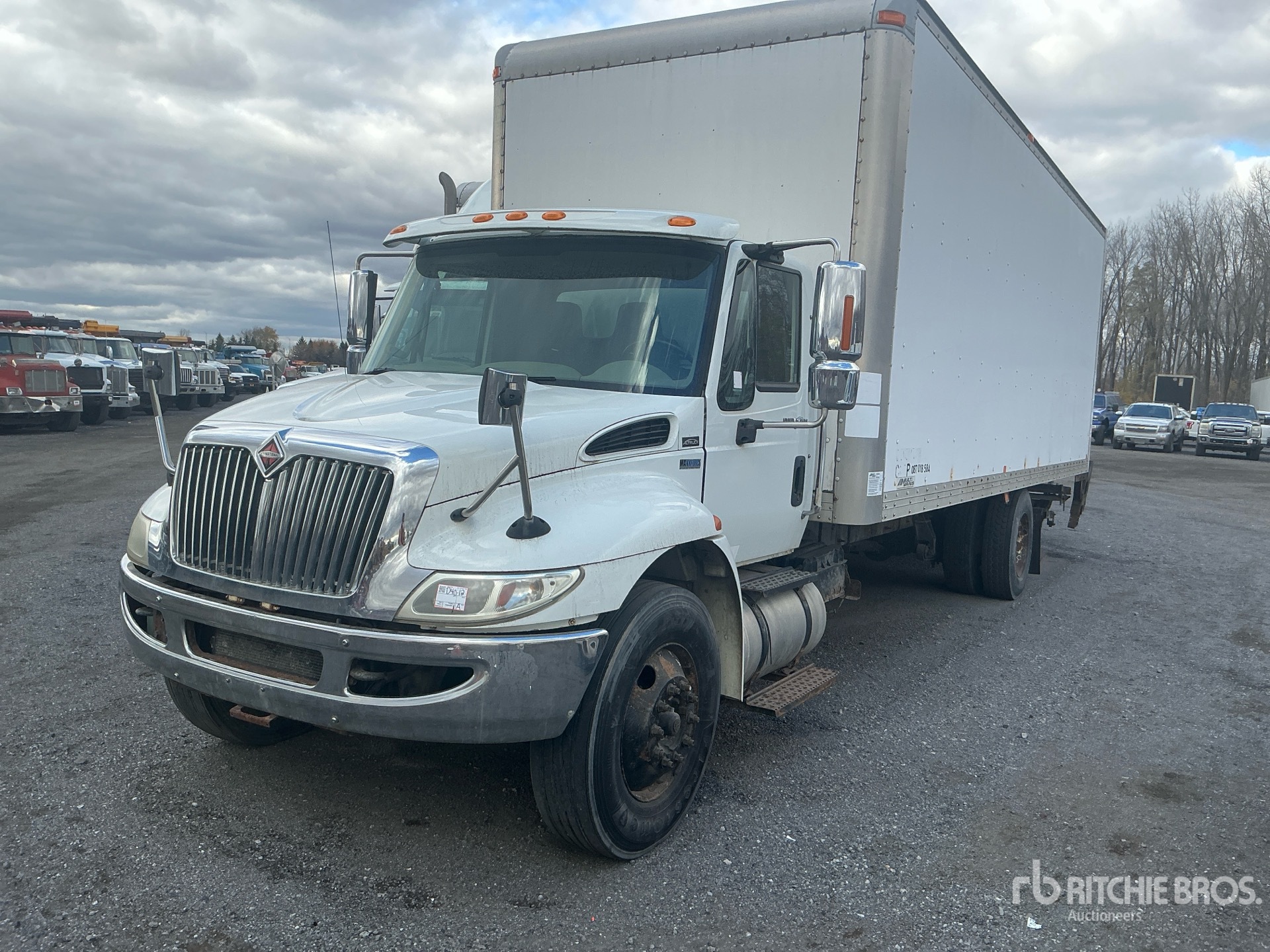 2012 International 4300M7 SBA