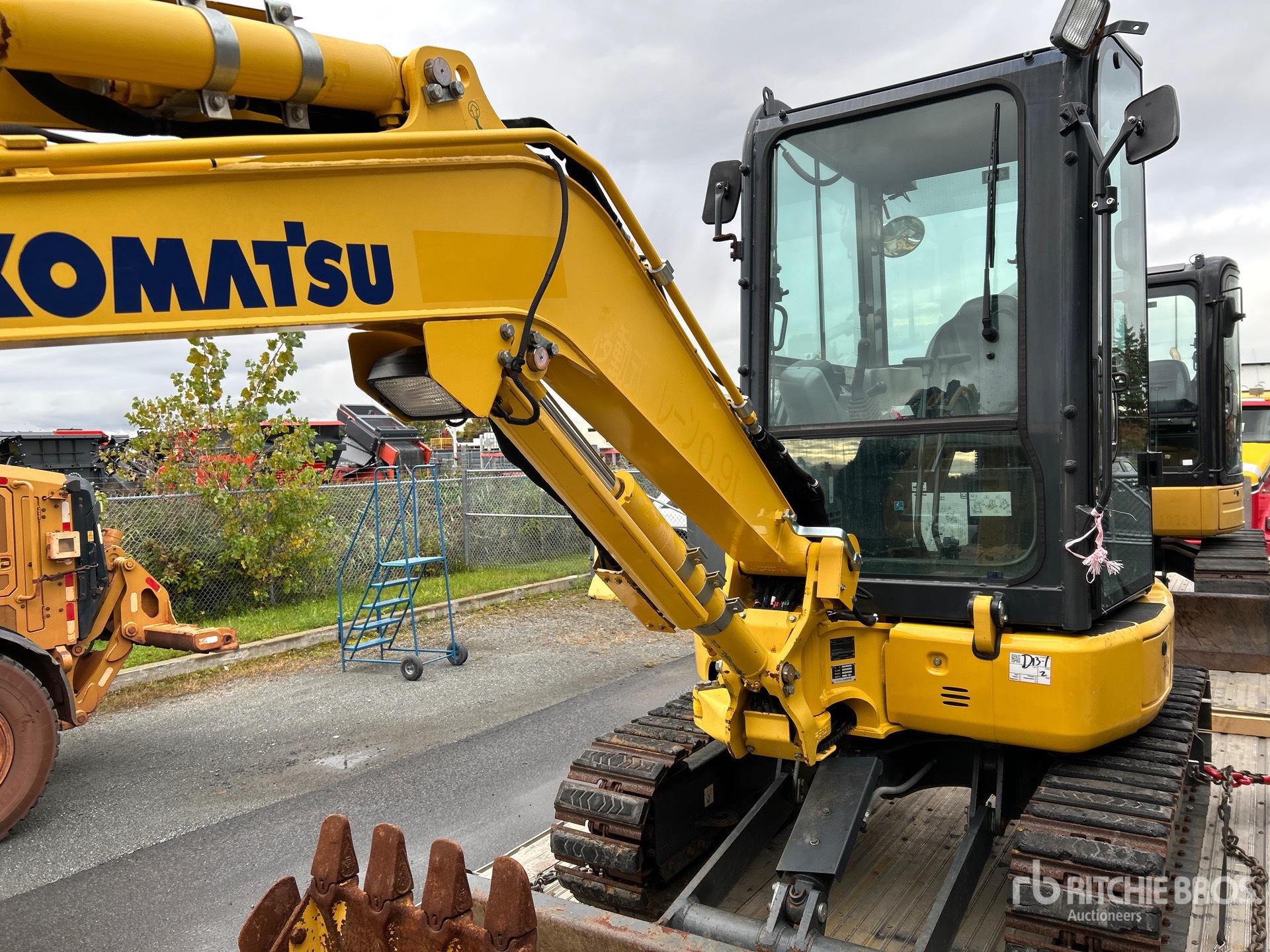 2020 Komatsu PC30MR-5NO