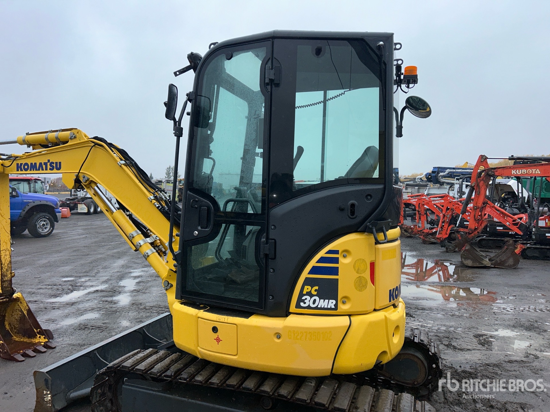 2020 Komatsu PC30MR-5NO