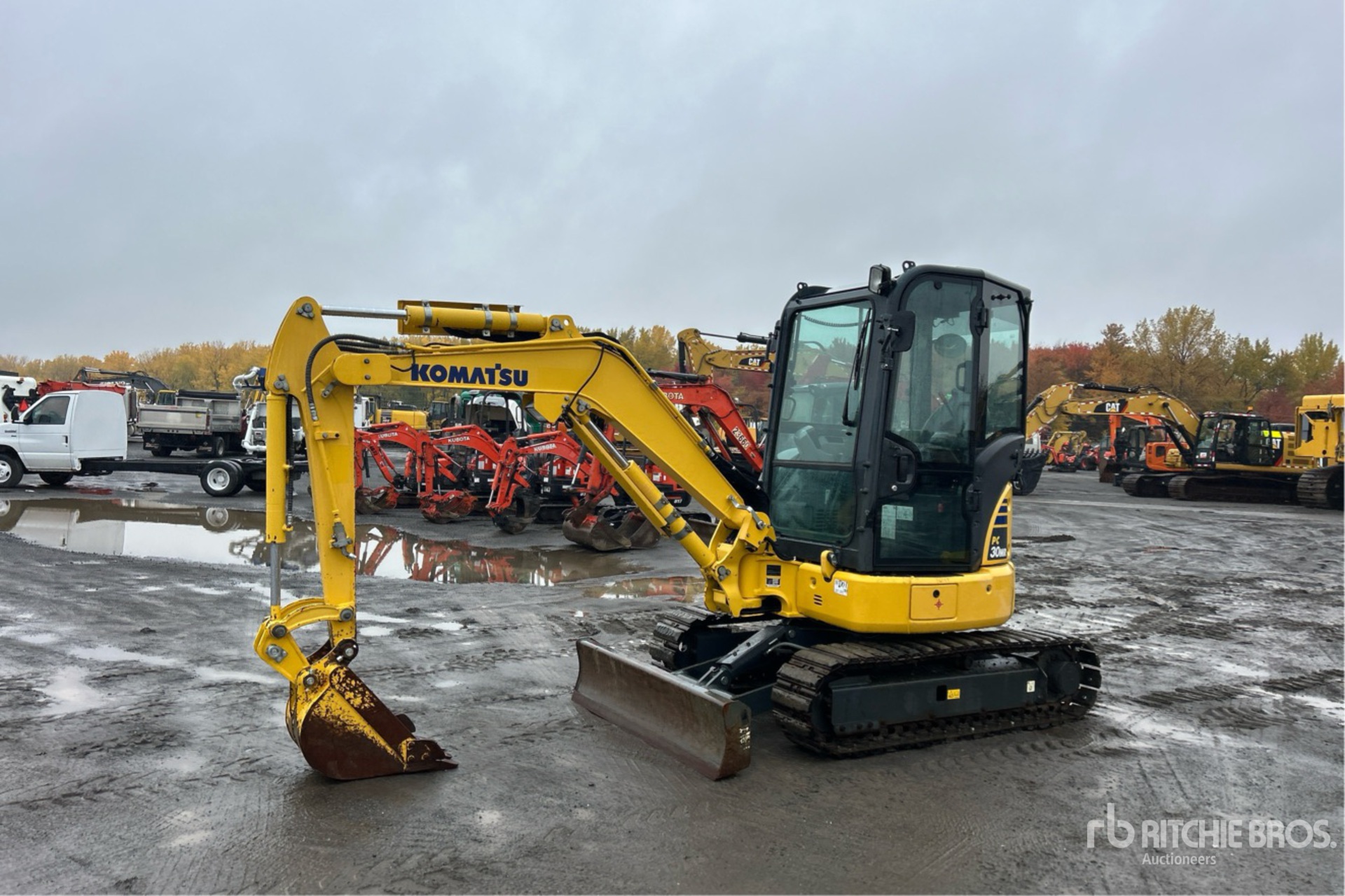 2020 Komatsu PC30MR-5NO