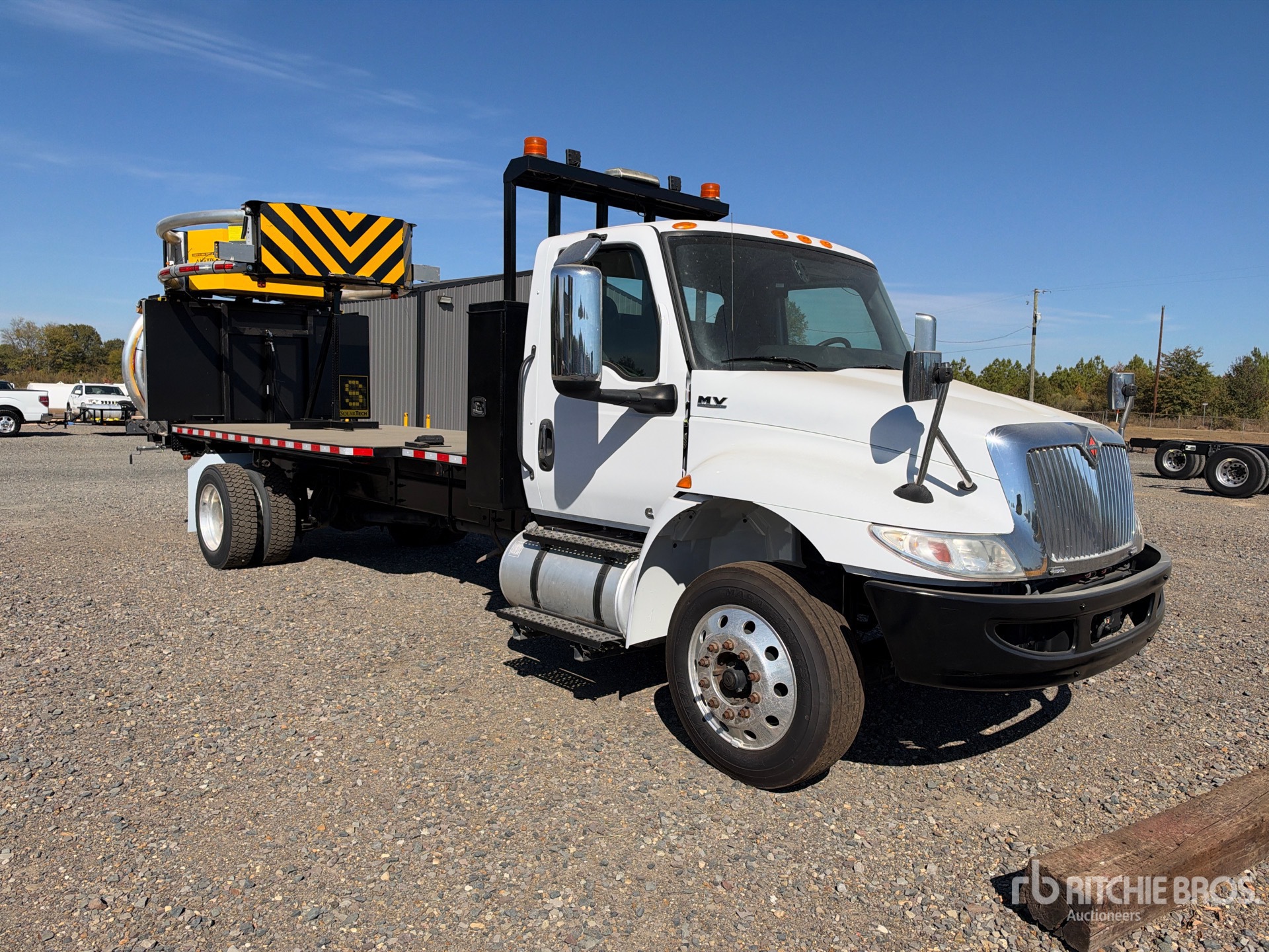 2020 International MV607