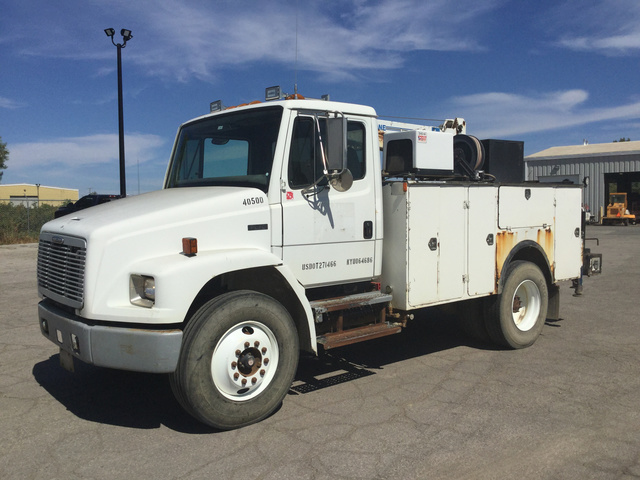 1998 (unverified) Freightliner FL70 S/A Service Truck