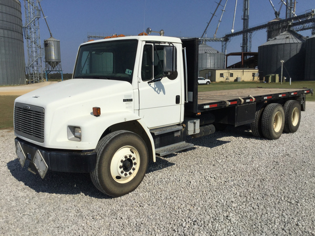 2003 Freightliner FL80 T/A Flatbed Truck