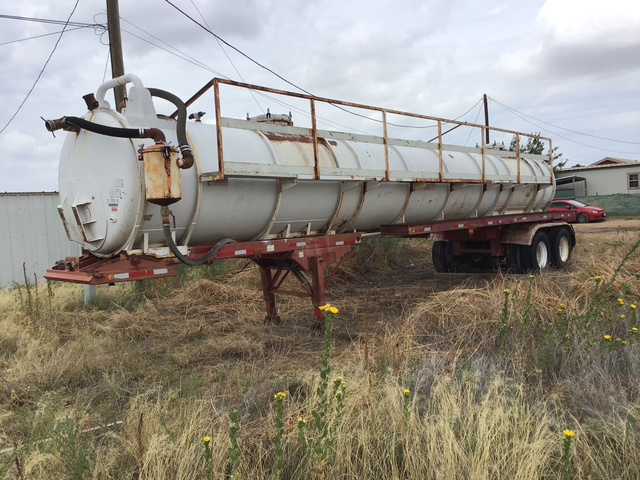 1991 (unverified) Ibex T/A Vacuum Tanker Trailer