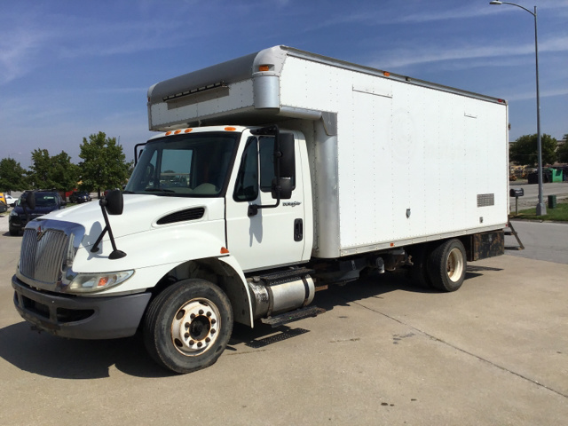 2011 International 4300 SBA S/A Utility Truck