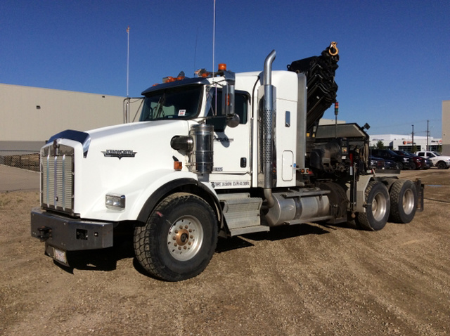 Hiab 422E-8 Hipro Knuckle Boom on 2007 Kenworth T800 T/A Truck
