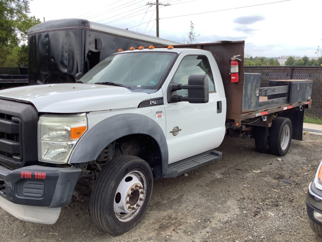 2011 Ford F-450 S/A Flatbed Truck