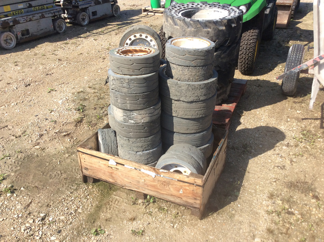 Lot of (1) Pallet of Scissor Lift Tires