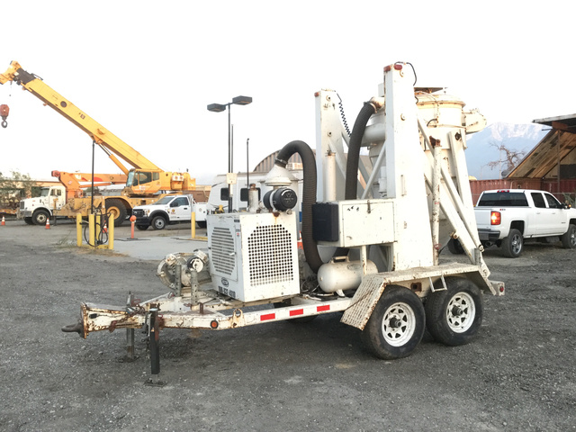 2005 (unverified) Vactor 2030 T/A Vacuum Tanker Trailer