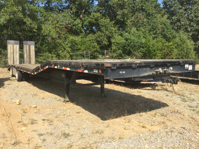 2006 (unverified) Cherokee T/A Equipment Trailer 2006 (unverified) Cherokee T/A Equipment Trailer