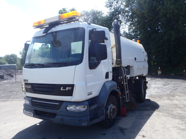2013 DAF 55.220 Sweeper - VT650 2013 DAF 55.220 Sweeper - VT650