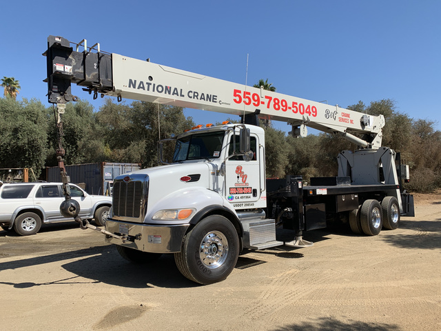 National Crane 900A Straight Boom on 2013 Peterbilt 348 T/A Truck