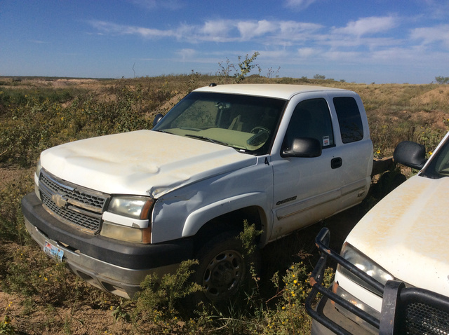 2005 Chevrolet Silverado K2500HD 4x4 Cab & Chassis