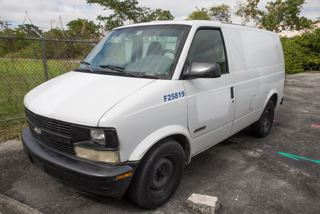 2000 Chevrolet Astro Cargo Van