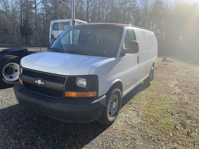 2003 Chevrolet Express 2500 Cargo Van