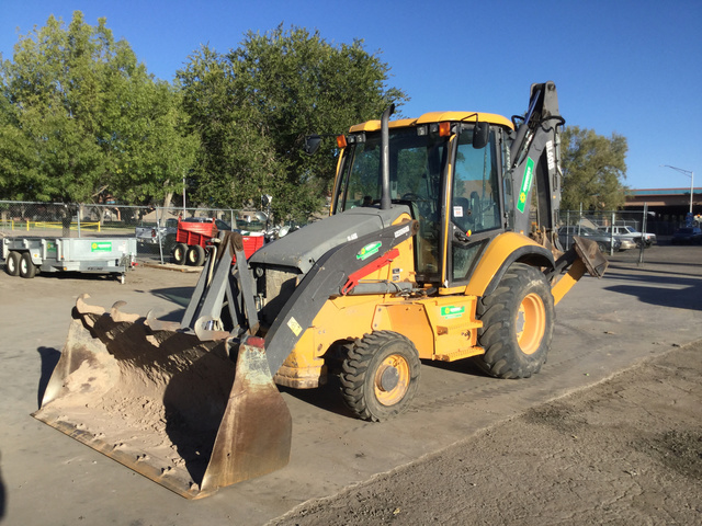 2013 Vovlo BL60B Backhoe Loader